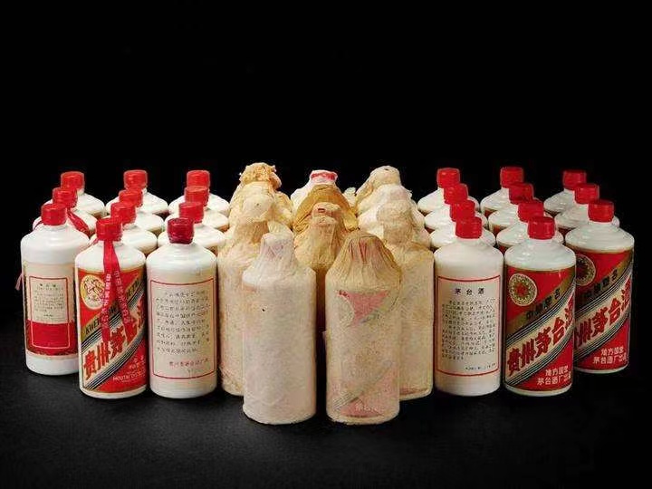 咸安老酒回收上门哪里回收(附近上门回收茅台酒）?